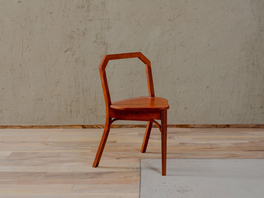 Chowa Chair