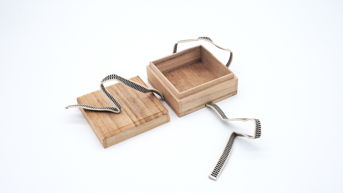 CHOWA BOX VINTAGE M